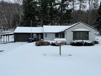 453 Spring Creek Rd S, Red Wing, MN 55066 - photo 2