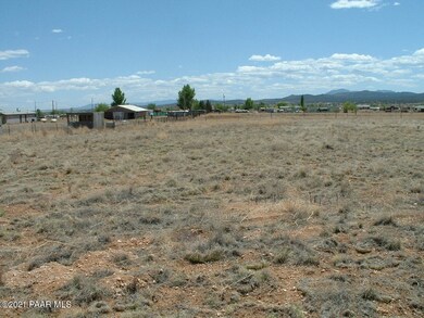 1575 W Antelope Cir, Paulden, AZ 86334 - photo 5