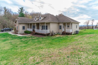 4 Springs Ln, Troy, NY 12180 - photo 6