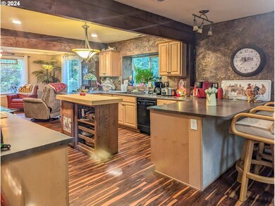 3842 Melrose Rd, Roseburg, OR 97471 - photo 6