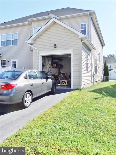 23338 Jonquil Ln, California, MD 20619 - photo 2