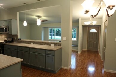 12105 Kingfisher Rd, Crown Point, IN 46307 - photo 3