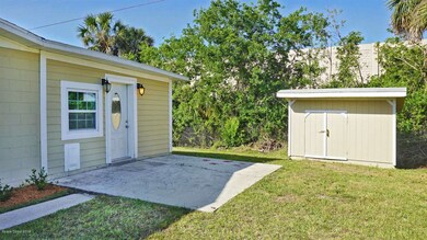 517 Clarke St-8