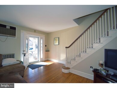 525 E Broad St, Souderton, PA 18964 - photo 4