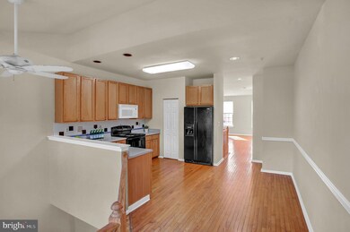 10816 Ephraim Dr, Owings Mills, MD 21117 - photo 3