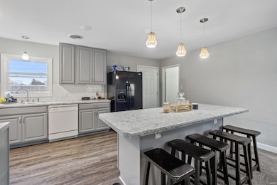 1807 W Wenlock Dr, Marion, IN 46952 - photo 5