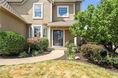 15984 W 160th Terrace, Olathe, KS 66062 - photo 3