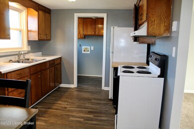 124 N Sycamore Dr, Hanover, IN 47243 - photo 5