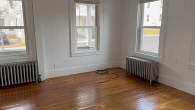 38 Franklin St, Claremont, NH 03743 - photo 3