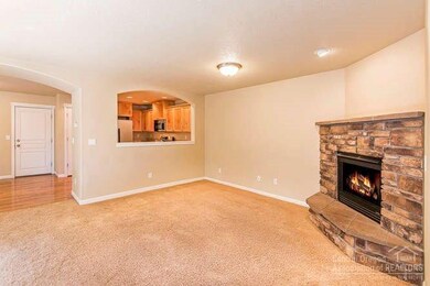 20491 Brentwood Ave, Bend, OR 97702 - photo 3