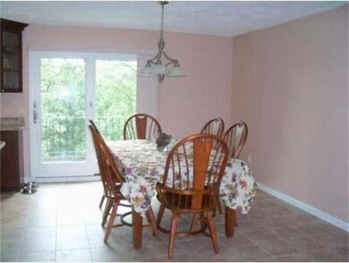 14 Lander St, Saugus, MA 01906 - photo 4