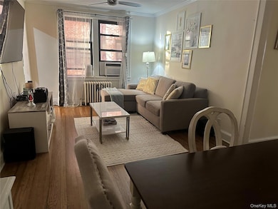 The Wellington unit 3 C, White Plains, NY 10601 - photo 7