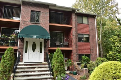 19 Fuller Rd unit 4, Foxboro, MA 02035 - photo 4