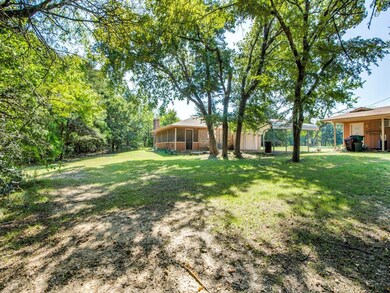 146 Cedar Hills Dr, Denison, TX 75021 - photo 4