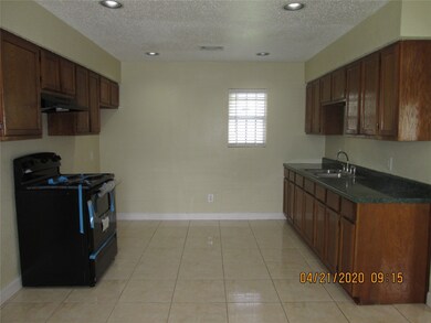 4309 Haygood St, Houston, TX 77022 - photo 2