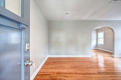 310 Eleanor St, Houston, TX 77009 - photo 5