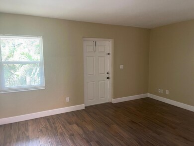 510 M St unit 3, West Palm Beach, FL 33401 - photo 3