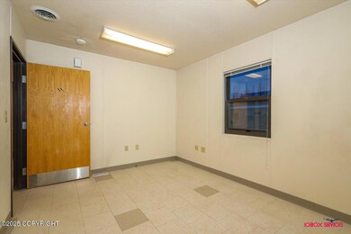 860 S Beaver Lake Rd unit A, Wasilla, AK 99654 - photo 6