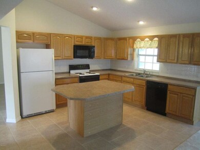 Beautiful Oak Cabinets