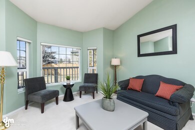 Living Room 20180413-DW-0599-FULL