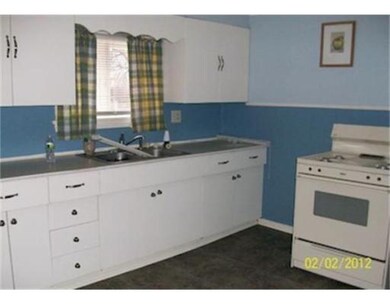 33 Webster St, Haverhill, MA 01830 - photo 4