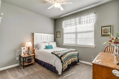 402 Blakney St, Cleburne, TX 76031 - photo 3