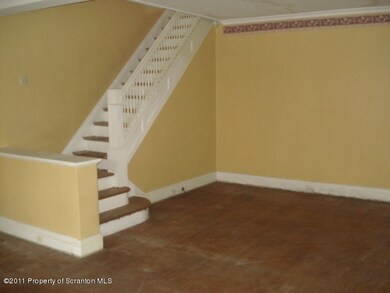 812 N Main Ave, Scranton, PA 18504 - photo 3