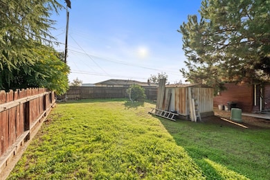 4785 E Andrews Ave, Fresno, CA 93726 - photo 6