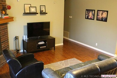 1507 W Orlando St, Broken Arrow, OK 74011 - photo 3