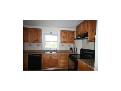 5633 Earnshaw St, Shawnee, KS 66216 - photo 4