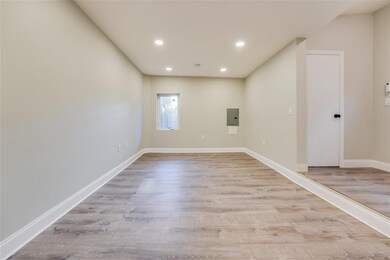 172 Mallory Ave unit 4, Jersey City, NJ 07304 - photo 7