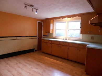 71 Pichette Blvd, Woonsocket, RI 02895 - photo 3