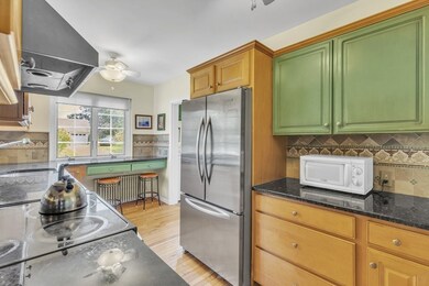 19 East St, South Hadley, MA 01075 - photo 2