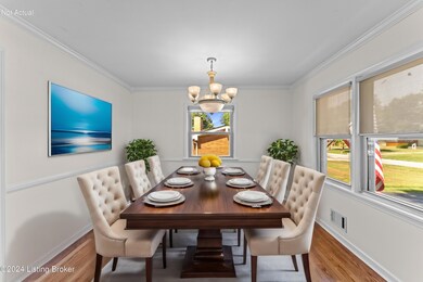 6104 Applegate Ln, Louisville, KY 40219 - photo 7