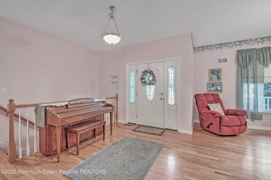 05-FOYER