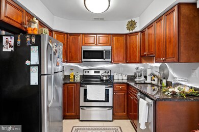 749 Garrison Ct unit 749, West Deptford, NJ 08051 - photo 5