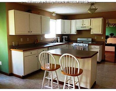 213 Frazier Way, Scott Depot, WV 25560 - photo 7