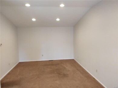 1323 W Tremont St unit B, Allentown, PA 18102 - photo 4