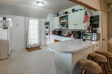 5601 Dunsmuir Ave, Dunsmuir, CA 96025 - photo 5