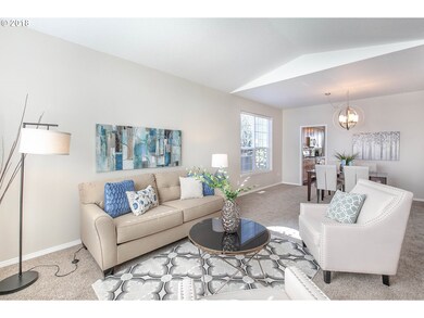 15337 SE Thornbridge Dr, Clackamas, OR 97015 - photo 4