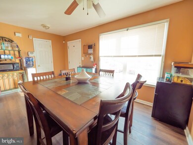 28 Sanford Dr, Bunker Hill, WV 25413 - photo 4