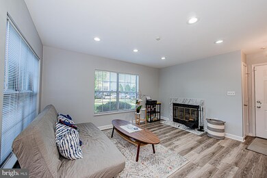 14125 Bowsprit Ln unit 407, Laurel, MD 20707 - photo 5