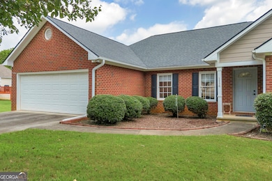 114 Kara Dr, Athens, GA 30606 - photo 2