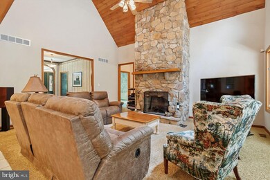 1795 Walnut Ln, Quakertown, PA 18951 - photo 7