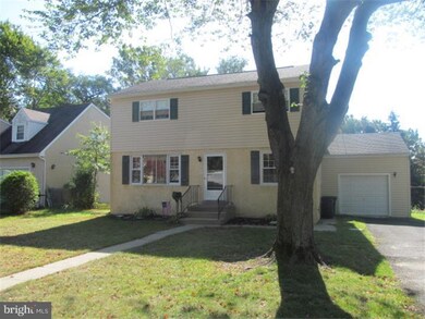 945 Cherry Ln, Southampton, PA 18966 - photo 3