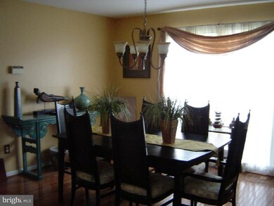 113 Revere Dr, Woodbury, NJ 08096 - photo 5