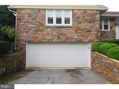 3724 Magnolia Ave, Reading, PA 19605 - photo 3