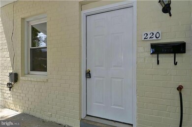 220 56th St NE, Washington, DC 20019 - photo 4