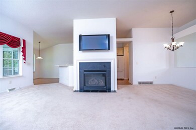 11 Camden Cir, Delmar, NY 12054 - photo 4