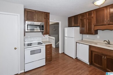 8715 Lakeview Cir, Pinson, AL 35126 - photo 6